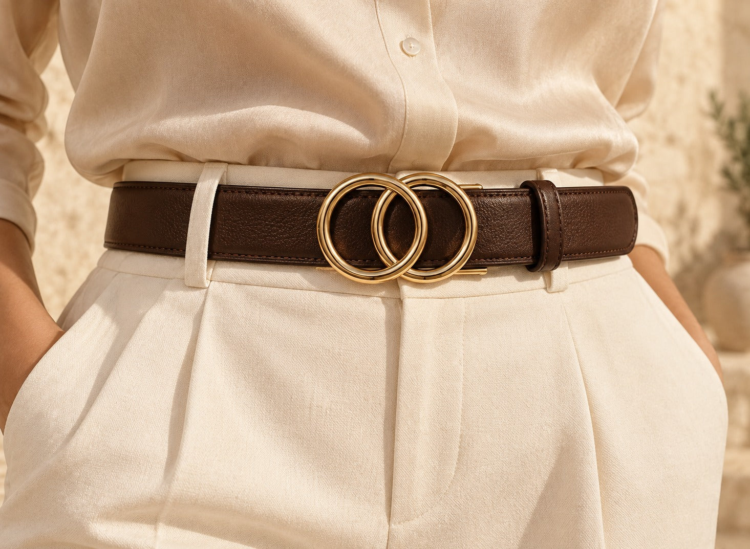 Brown leather belt with double gold rings